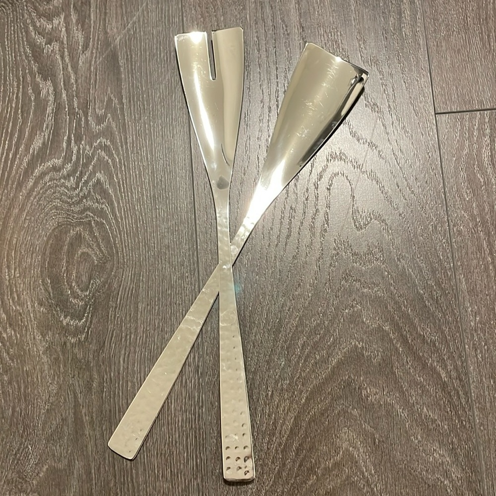 Salad tongs